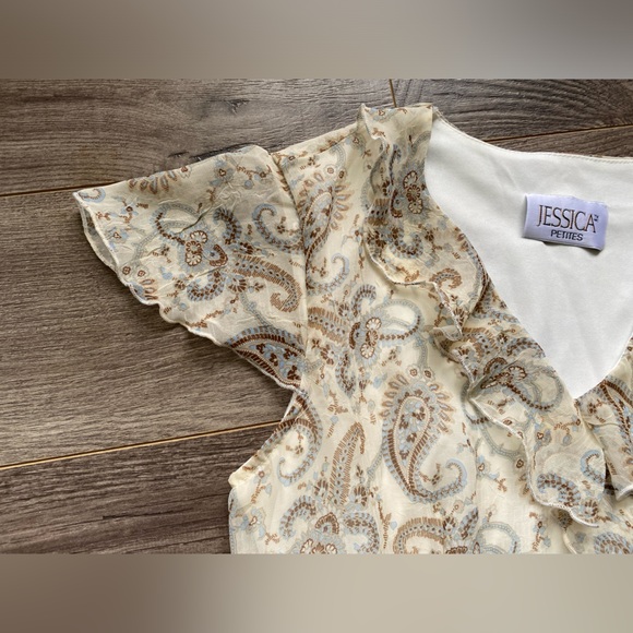 Vintage Jessica patterned cream colour Ruffled midi dress with v neck cap sleeve - Picture 3 of 11